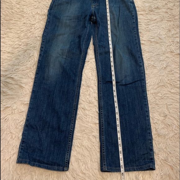 Bills Khakis Jeans - Picture 13 of 13